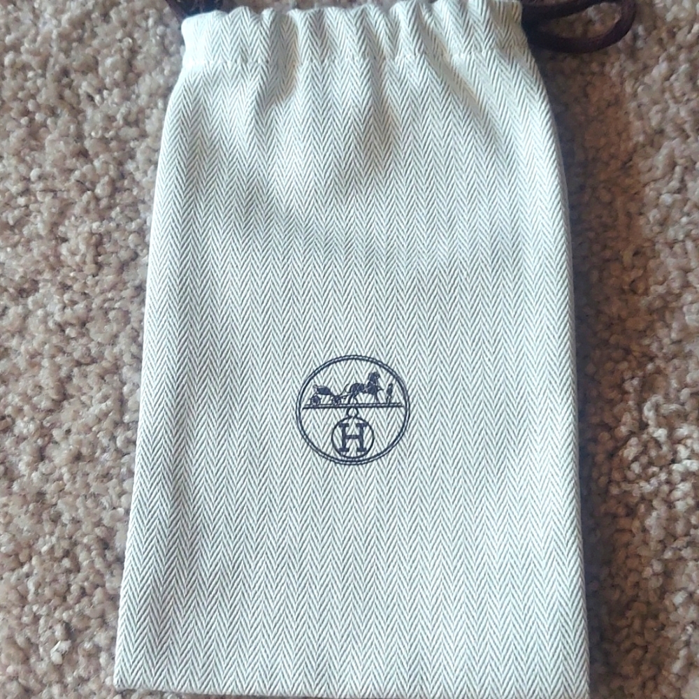 HERMES SUNGLASS DUST BAG NEW 8x5